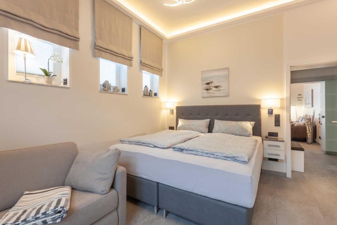 Apartment Altes Postamt, Zeppelinstrasse, Binz, 18609 *